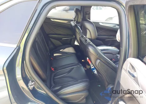 2019 Lincoln Mkc Standard from USA, damaged, VIN 5LMCJ1C90KUL17338